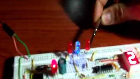 SISTEMAS SECUENCIALES