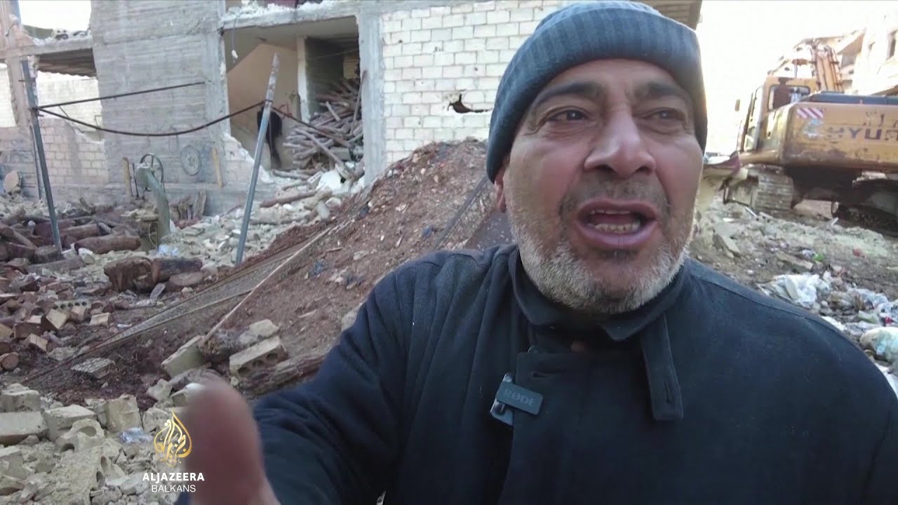رجل سوري يفقد 18 فرداً من عائلته: "لا أحد يساعدنا"