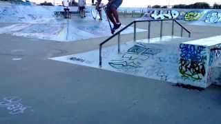 Funny rail grind fail at maroubra skatepark
