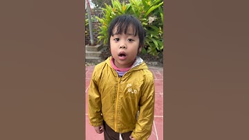 Hà Hà Hí I Em Bé Nghèo Đáng Thương Và Món Quà Noel Ý Nghĩa I Hà Hà Hí I #shorts