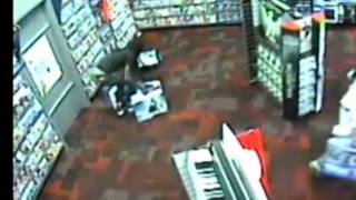 PGPD Searches for Armed Robbery Suspects