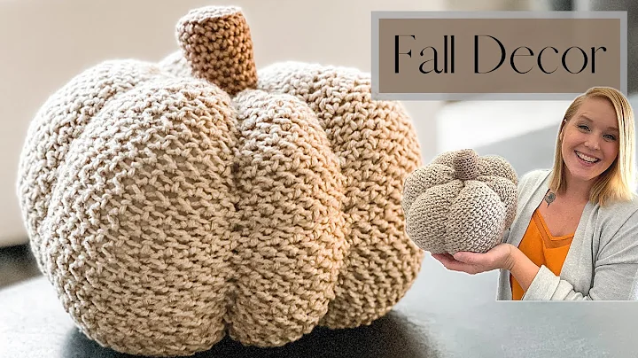 Crochet a Pumpkin// Perfect Fall Decor Item DIY //...