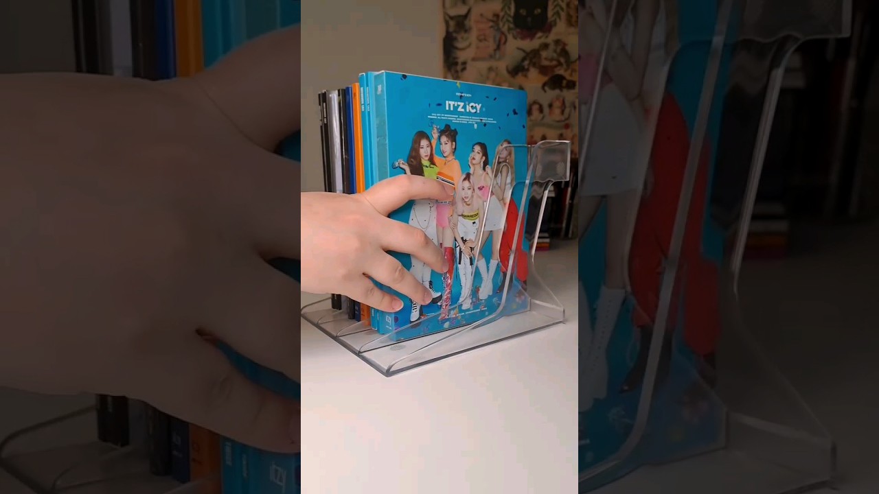 Come and reorganize this KPOP Album collection with me 