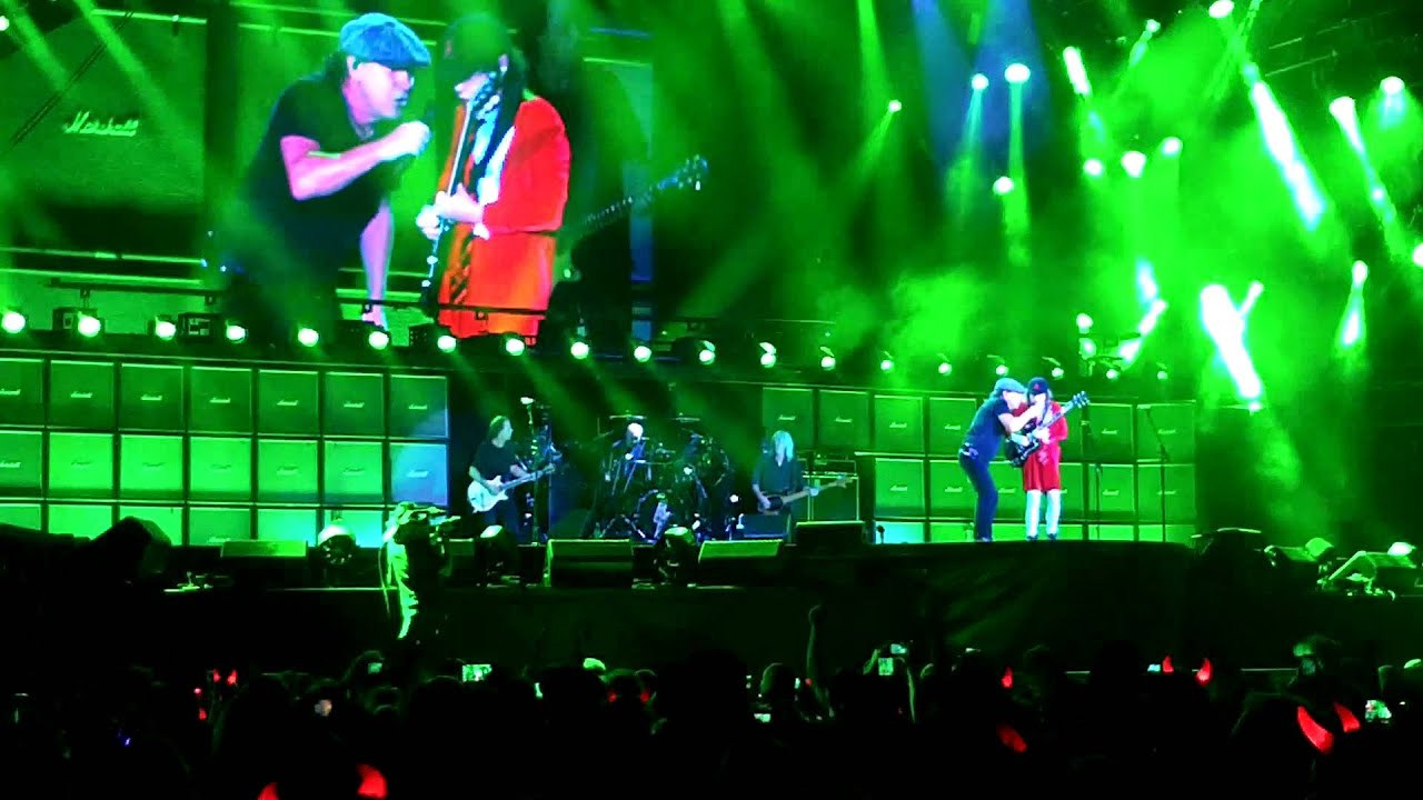 AC/DC Gillette Stadium 2015 - YouTube