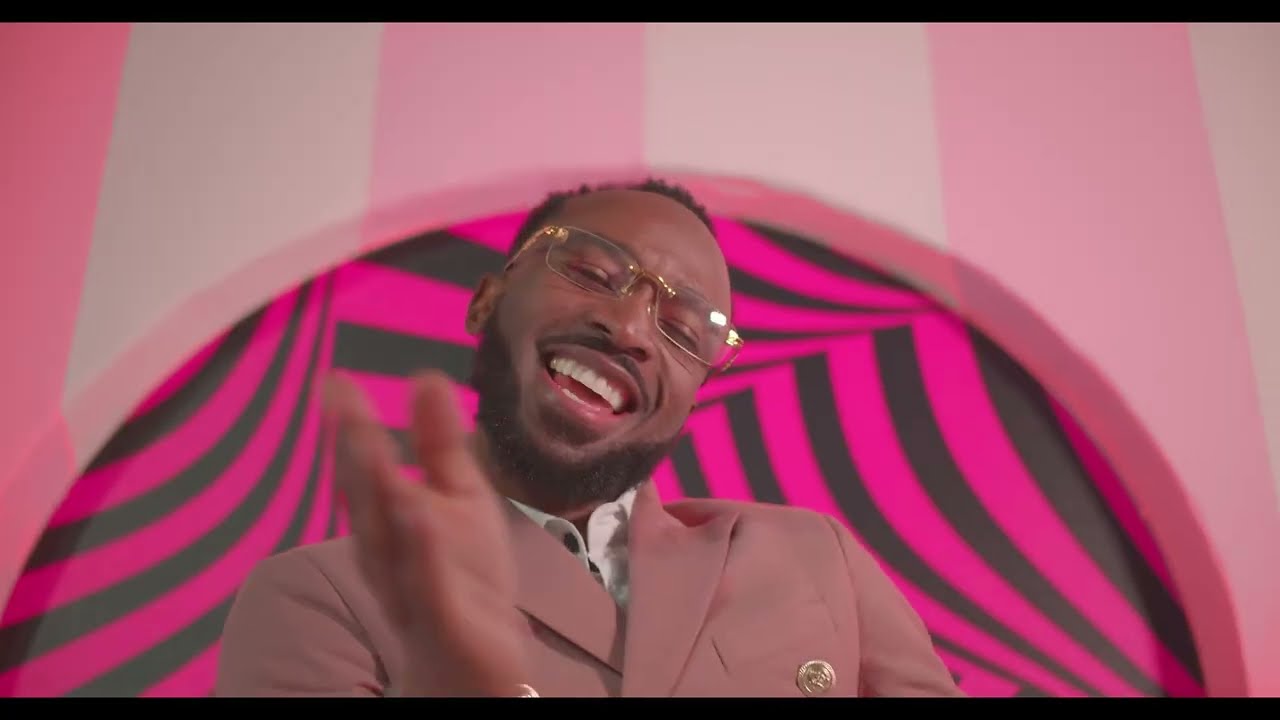 Watch Lindough - VN 2 MY X (Official Music Video) ft. 2short on YouTube Watch Lindough - VN 2 MY X (Official Music Video) ft. 2short on YouTube