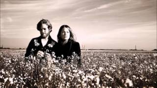 Download Lagu Twilight Hotel -  The Darkness
