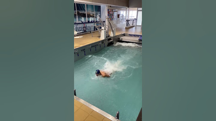 Mastering the currents. 💪📹: @clem_secchi