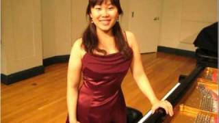 Beethoven: Piano Sonata No. 25 in G, op. 79 (I) (MinJee Lee, piano)