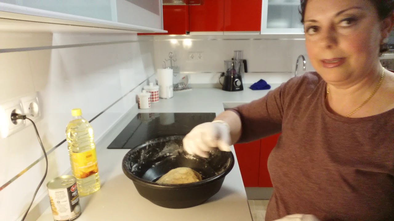 Pestiño y borrachuelos rellenos de cabello de angel