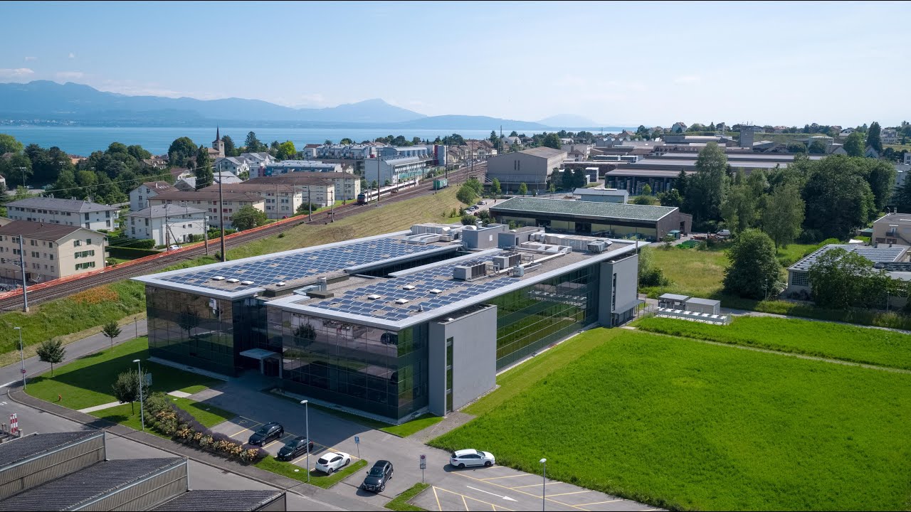 SWISS-FLY BORIS BRON - Romande Energie / Fischer Connectors