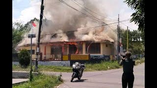 BREAKING NEWS| KANTOR POLSEK BORONG, MANGGARAI TIMUR TERBAKAR