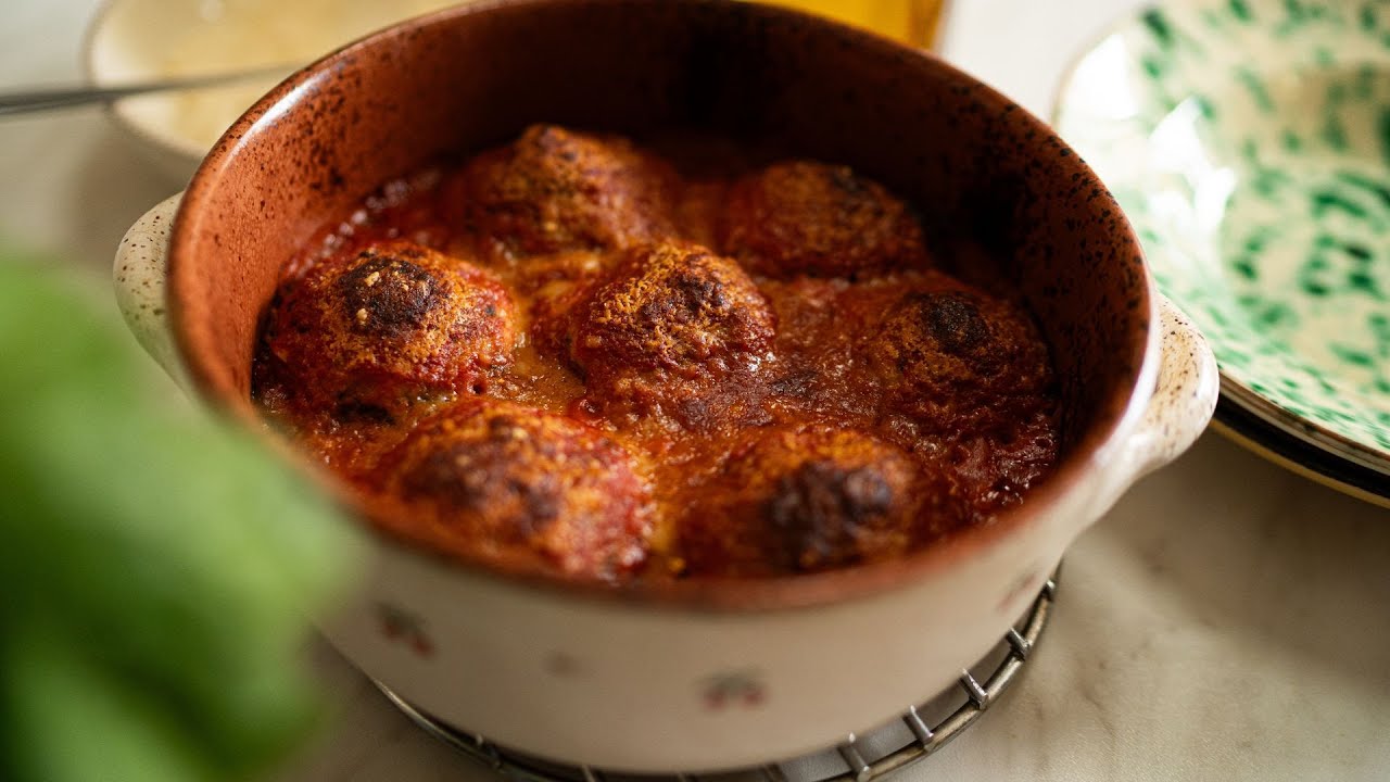 Кюфтенца от манголд на фурна | Софи Григсън: Късче от Италия | 24Kitchen Bulgaria