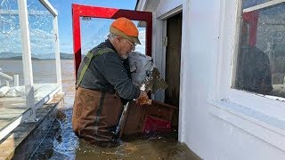New Brunswick flood zone residents cope with damage to homes