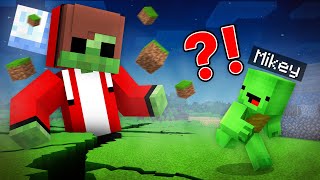 JJ Became a GIANT Zombie and HAUNT Mikey in Minecraft ! - Maizen