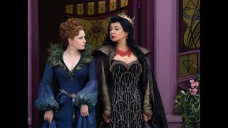 Enchanted Sequel: See Amy Adams & Maya Rudolph’s in First Look - E! Online