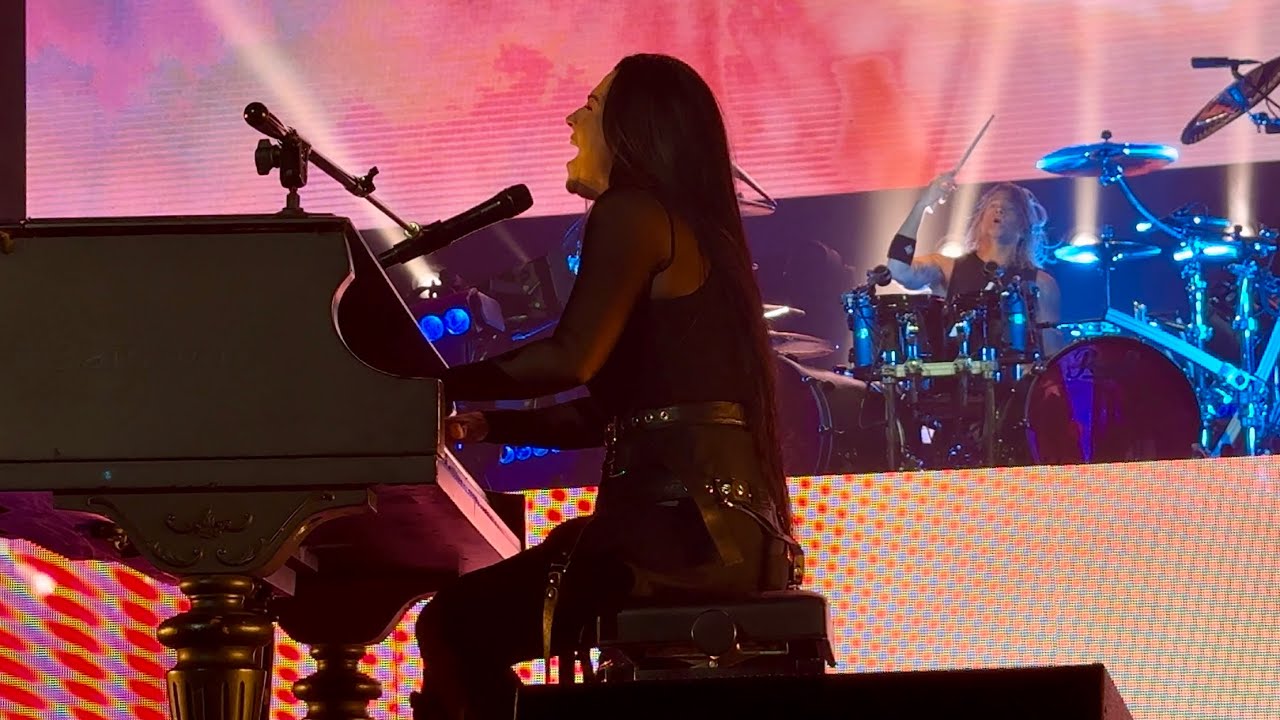 Evanescence: Amy Lee’s Heartfelt Speech + Lithium [Live 4K] (St. Paul, MN - September 19, 2025)