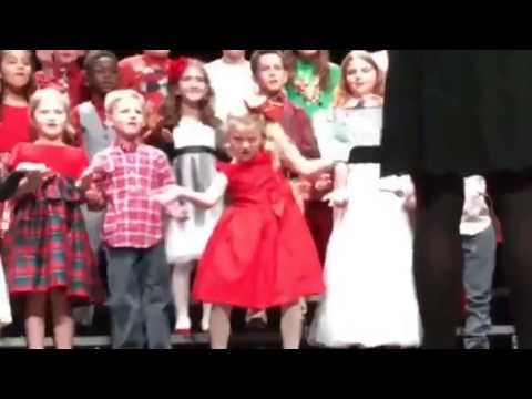 lucy-cardillo---8-year-old's-standout-performance-in-christmas-concert