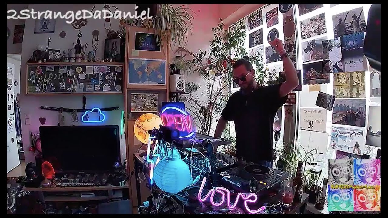 Sundays at KöTerMuKKe STUDIOS 2StrangeDaDaniel 20210502