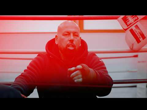 SINIK - Carton Rouge (Clip Officiel)