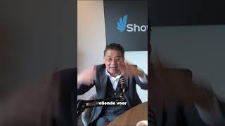 "Die mensen leven op ELLENDE" #wonyip en #wilfredgenee bij #showbirdspodcast