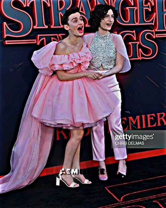 They with these dresses..😭 | Stranger Things Edit