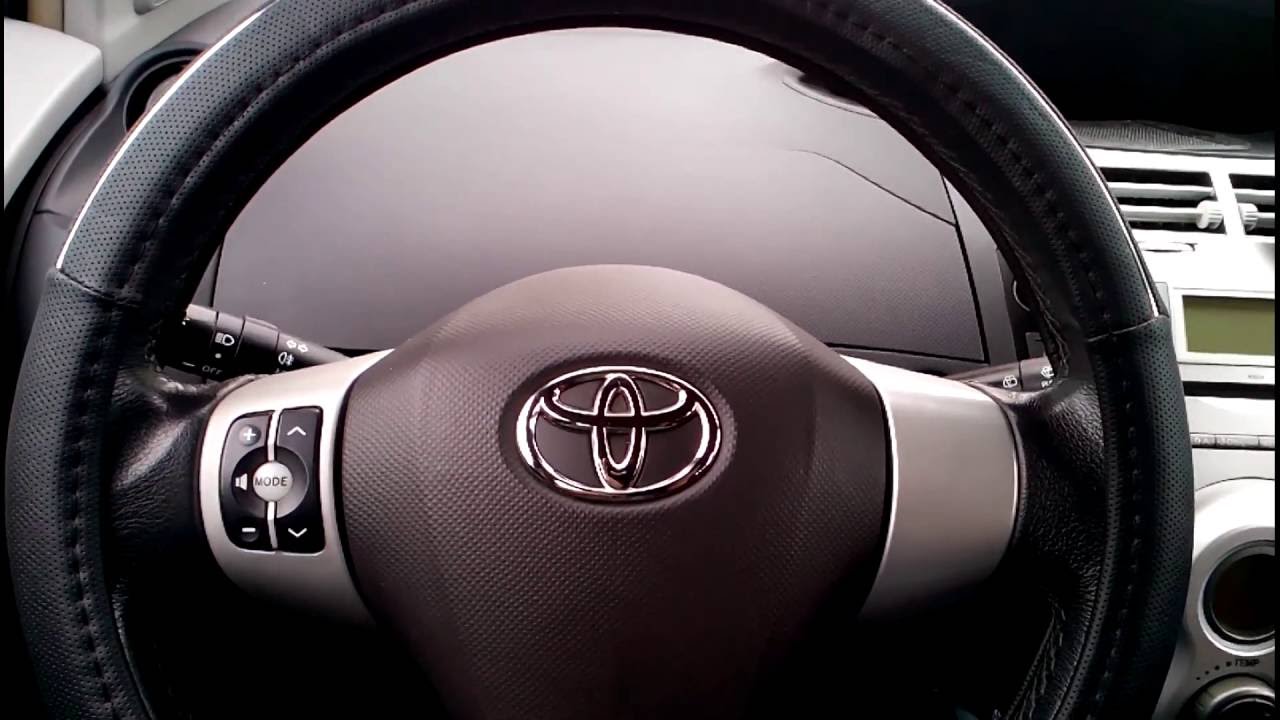 Замена салонного фильтра на Тойота Ярис 2006.Innenraumfilter wechseln Toyota Yaris 2006 Замена салонного фильтра на Тойота Ярис 2006.Innenraumfilter wechseln Toyota Yaris 2006