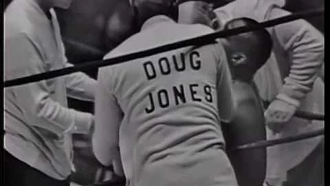 Cassius Clay Vs Doug Jones 13.3.1963 w/ mid fight ...