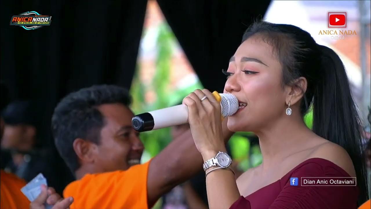 Yalangoch aktrisa Tatyana Xramova Oqituvchi internetda kambagal oquvchi bilan jinsiy aloqada bolgan.