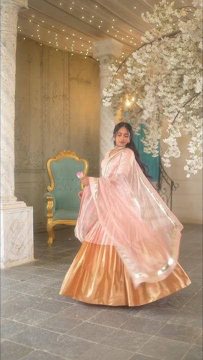 Wore the most elegant langavoni for #NavrathriSeriesWithSR 🤍✨