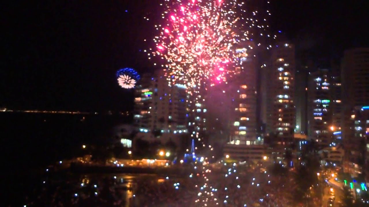 Fogos - Reveillon Praia das Asturias - 2015/2016 - Parte 1