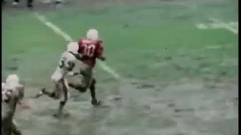 Carl Garrett 80 yard run in the mud - Dolphins @ P...