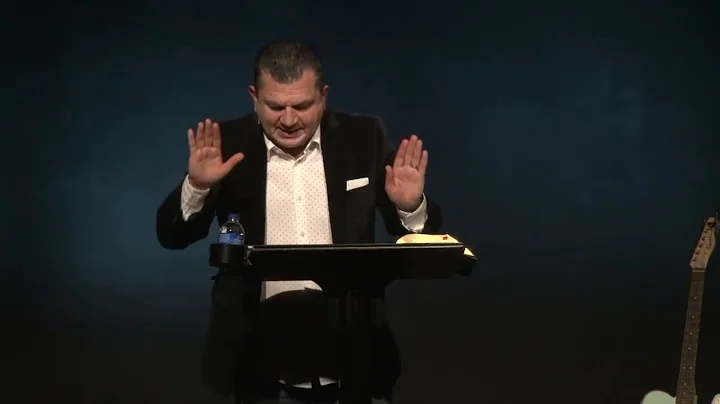 Lo Inacabable Nos Espera  // Carlos Zazueta