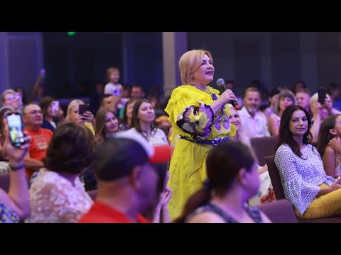 Оксана БІЛОЗІР Україночка SOL Church Сакраменто 