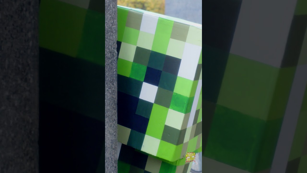 Real Life Minecraft at Comic Con!! #shorts #minecraft #cosplay