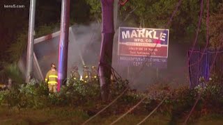 Driver killed in mail truck crash off I-35