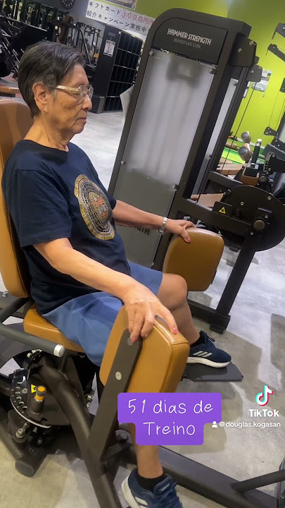 Mae de 72 anos melhorando a saúde #maefitness #gymexercises #mae #academia