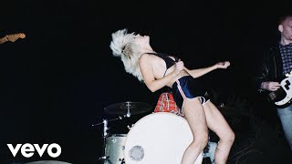 Amyl and the Sniffers - Some Mutts (Can&#39;t Be Muzzled)
