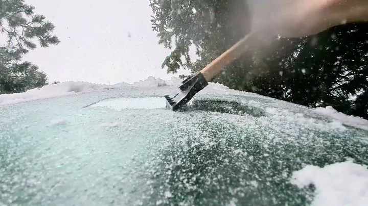 How to use an ice scraper on a windshield