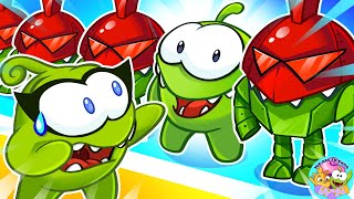 Don't Copy Me Robots!🤖🤖|Let's Be Superheroes🦸‍♂🦸🏻‍♀️|Om Nom Stories Presented by Muffin Socks