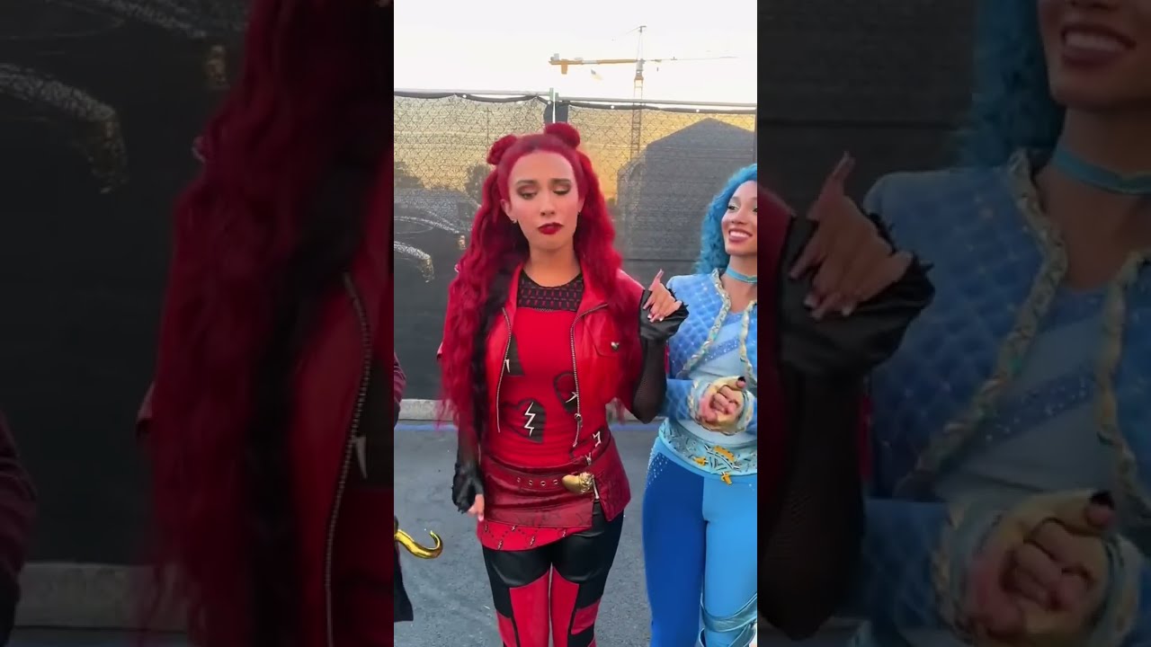  Kyliecantrall Shorts Hsm Hsmtmts Singer Viral Descendants4 Red Riseofred Descendants