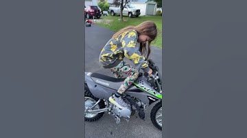 Klx110 cold start 😂 #dirtbike #viralvideo #yz #yz250 #motocross  #pitbike #110