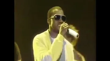 Kanye West - Champion (Live from BET Presents: The Education of Kanye West)