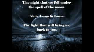 La Luna remix with a moon and lyrics