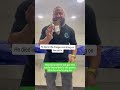 مات وهو يحاول ارتداء بنطال جديد المسلم أندرتيكر