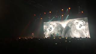 Fall Out Boy - Centuries @ Zénith, Paris 03.04.18