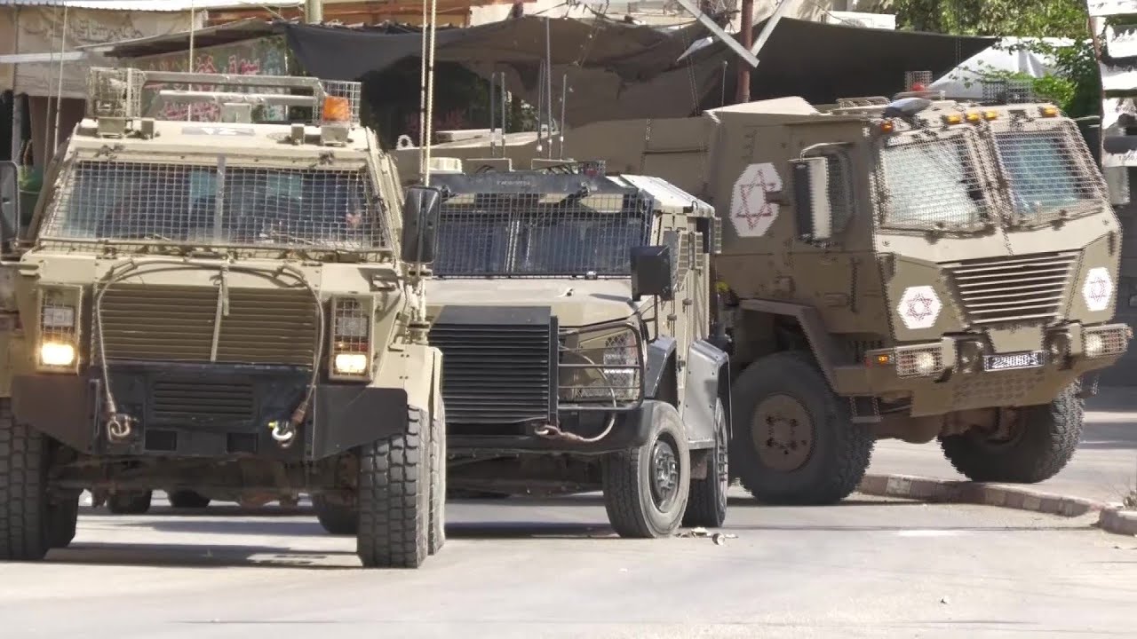 قوات الاحتلال الإسرائيلي تقتحم بلدة قباطية جنوب جنين وتداهم عدة منازل وتتستجوب سكانها