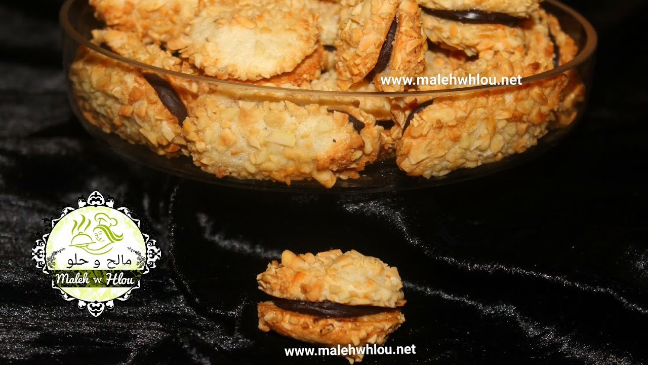 Les Eponges aux amandes --- حلويات راقية باللوز مميزة وتذوب في الفم