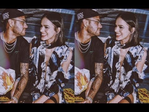 TV Fuxico: Neymar defende Bruna Marquezine nas redes sociais!