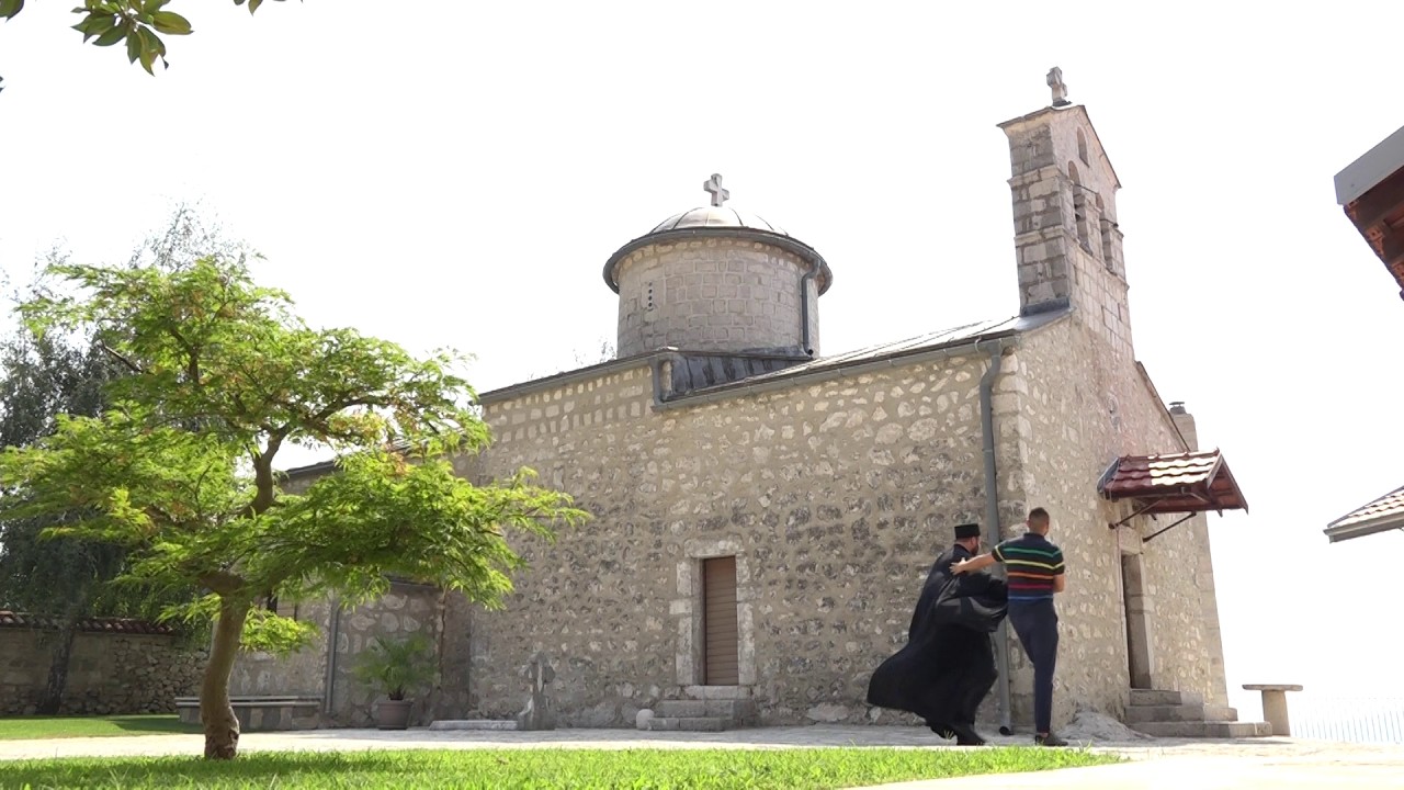 MANASTIR ĆELIJA PIPERSKA - Miljan Živković