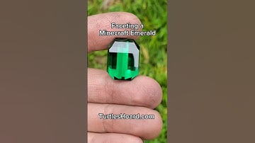 Faceting a Minecraft Emerald #gems #process #garnet #gemcutting #lapidary #science #craft